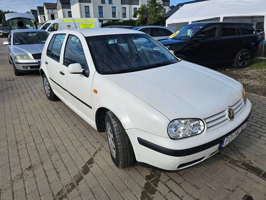 Volkswagen Golf IV 1998r/1.9 SDI  diesel/68KM/hak/PT do 2027/klima