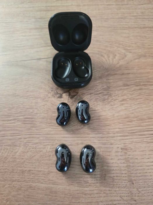 Samsung Galaxy Buds Live - 1 para 100% sprawna + dodatki/części
