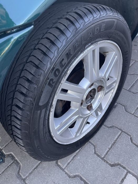 Ford Fiesta 98 verde