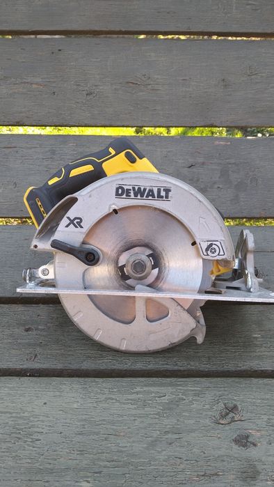 Паркетка DeWalt DCS 570