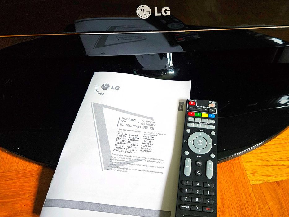 TV LG 47 cali LCD FullHD 100Hz 3HDMI USB DVB-T2 PCMCIA stopka pilot