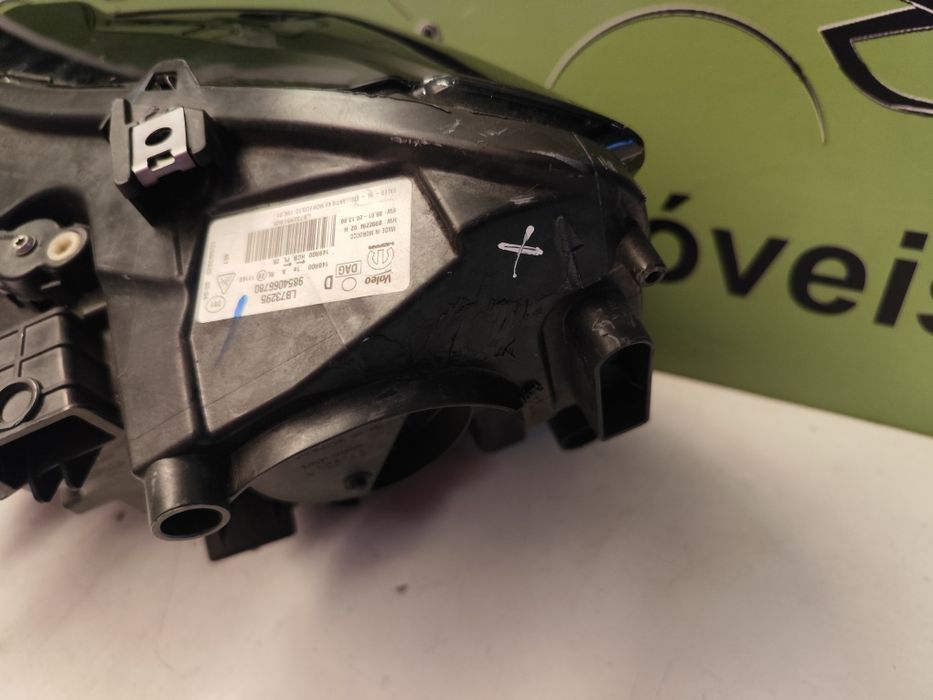 Partner k9 Facelift - Farol Led Direto - FF934