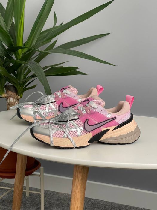 Кросівки Жіночі Nike V2K Runtekk Beige Pink Silver 36-41 Топ якість