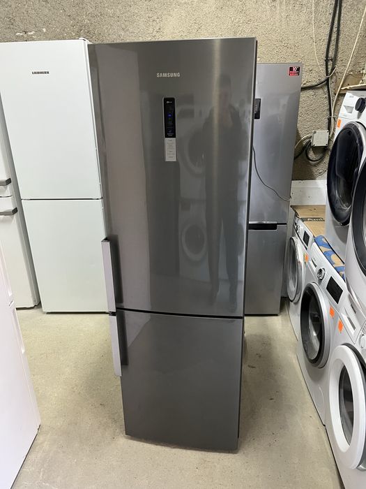 Холодильник Samsung NoFrost