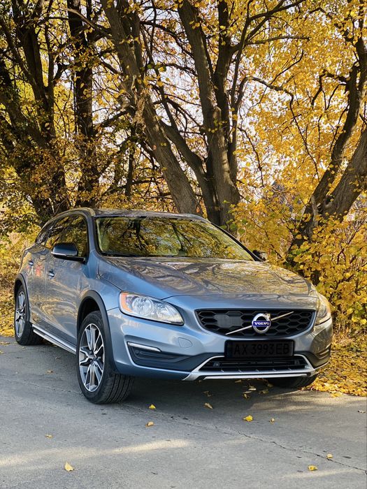 Volvo v60 cross country