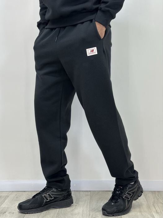Костюм New Balance Woven Label MT53804BK_MP53802BK
