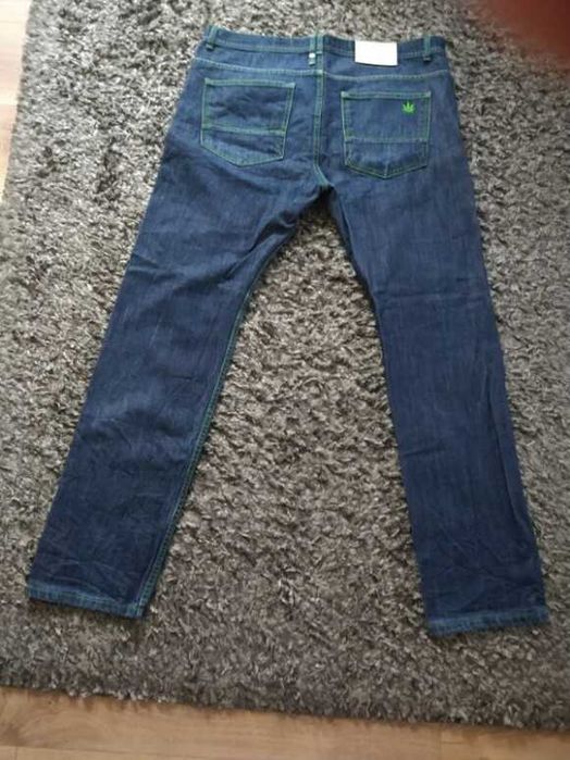 Spodnie jeansowe Mass Denim