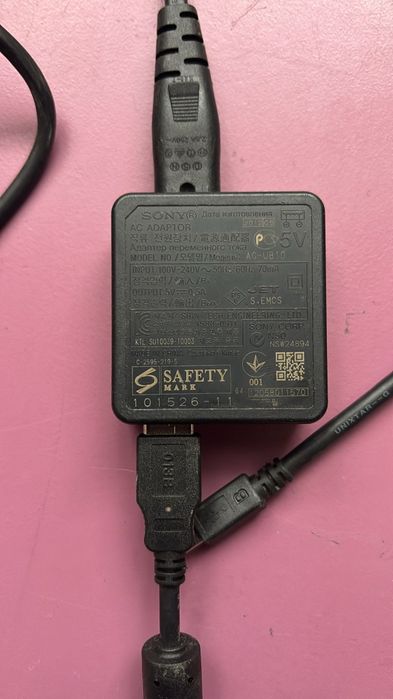Oryginalna ładowarka Sony AC-UB10 5V micro USB