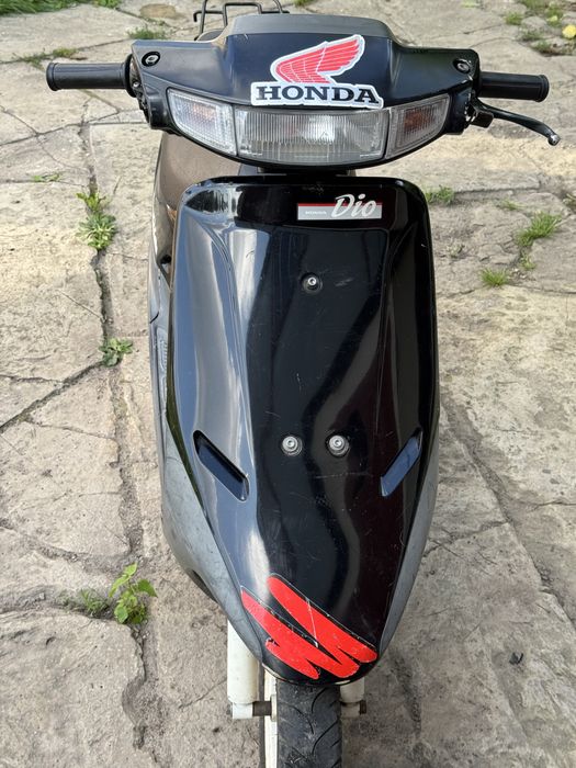 Продам скутер Honda Dio 18