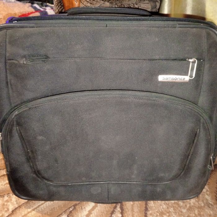 Чемодан samsonite