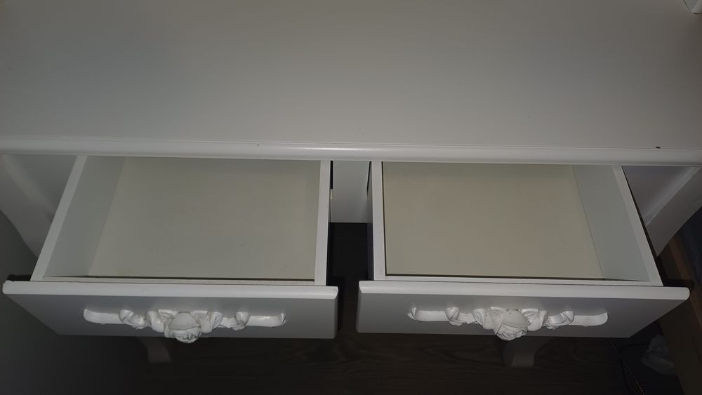 Toaletka z 4 szufladami