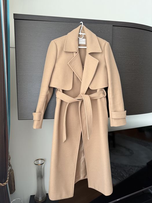 Пальто жіноче Rinascimento Італія