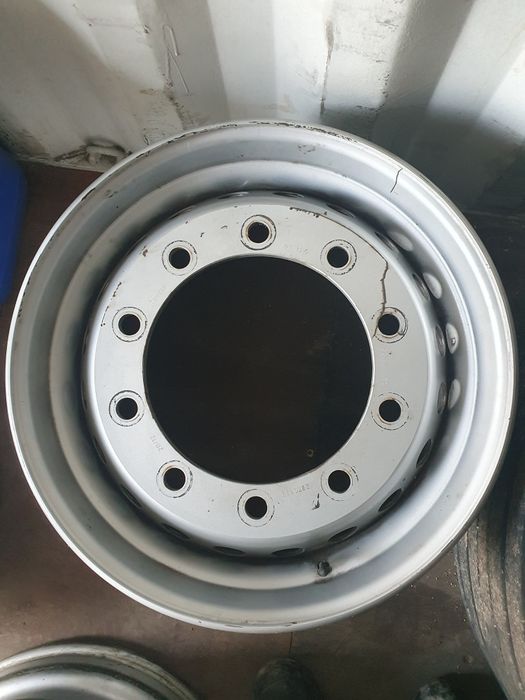Felga stalowa 11.75x22.5