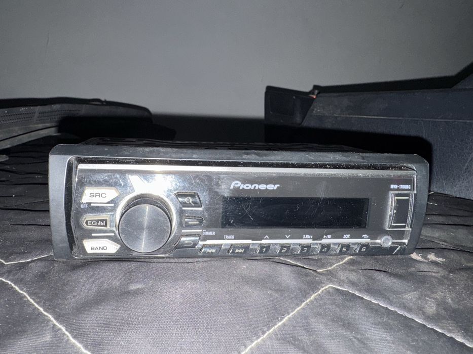 Pioneer mvh 170ubg