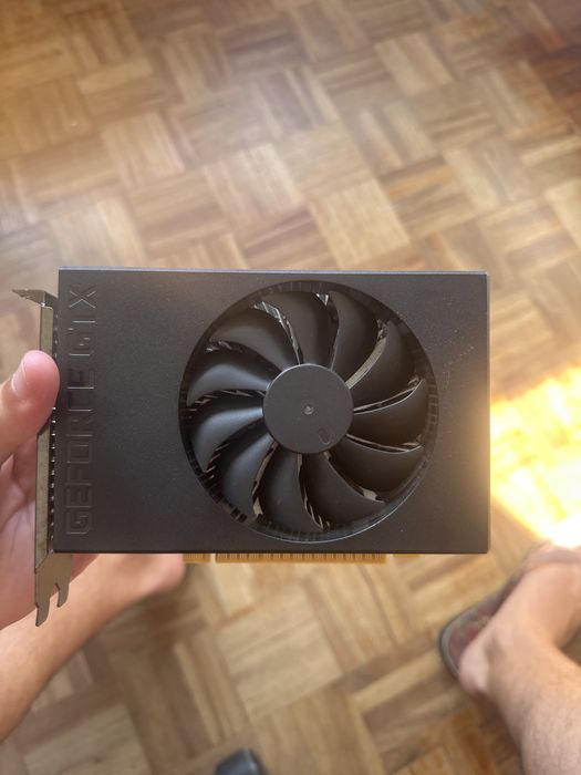 GTX 1650 SUPER em otimo estado !
