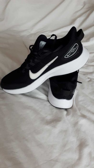 Nike RunAllDay Run All Day rozmiar 42