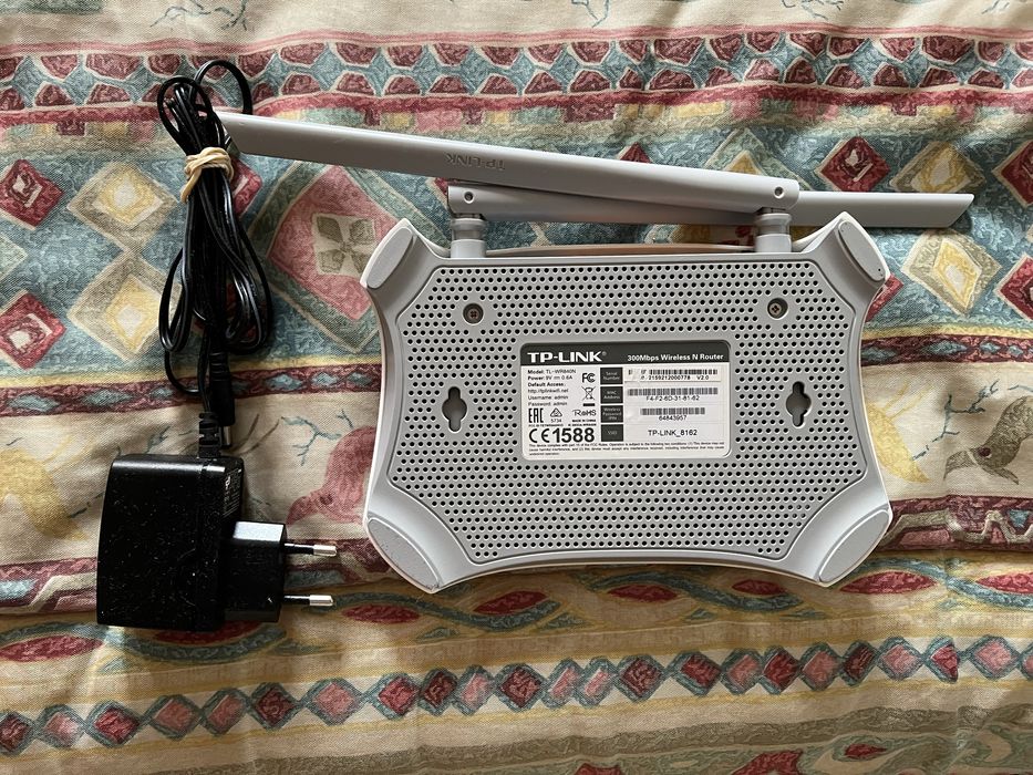 Router Tp-link 300 Mbps64737744655234121