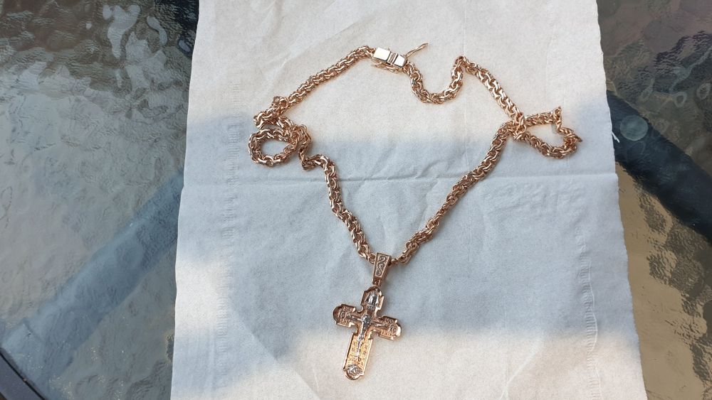 Ланцюг арабський бісмарк та Хрестик