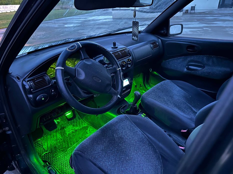 Продам Ford escort  1.4