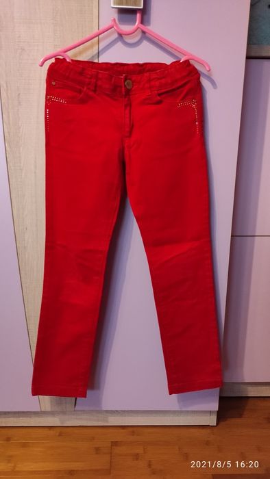 Paka Spodnie dziewczęce jeansy dresy 134