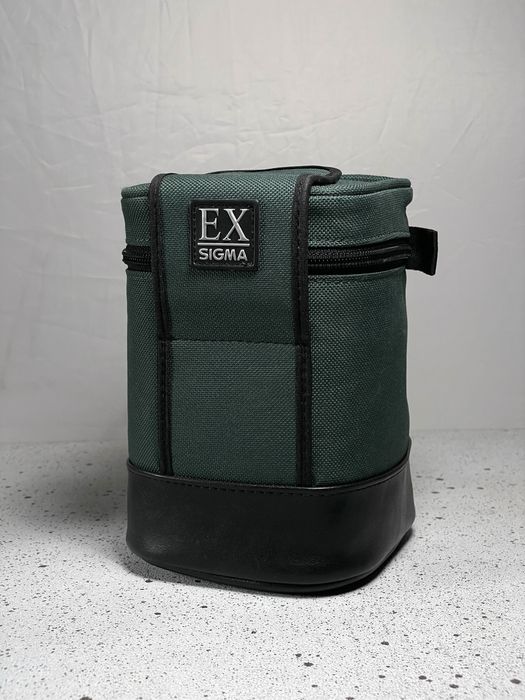 Вживаний Sigma 24-70mm f/2.8 під Canon EF