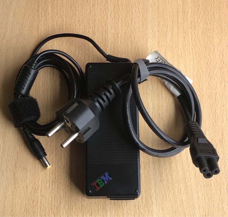 Carregador Portatil Original IBM