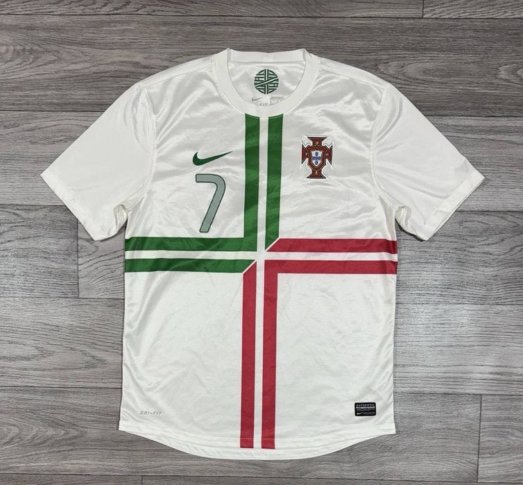 Футболка збірноїПортугалії з футболу 12-13 роківРоналду