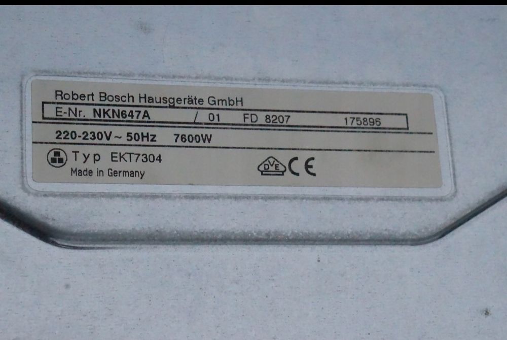 Piekarnik z płyta indukcyjną Bosz