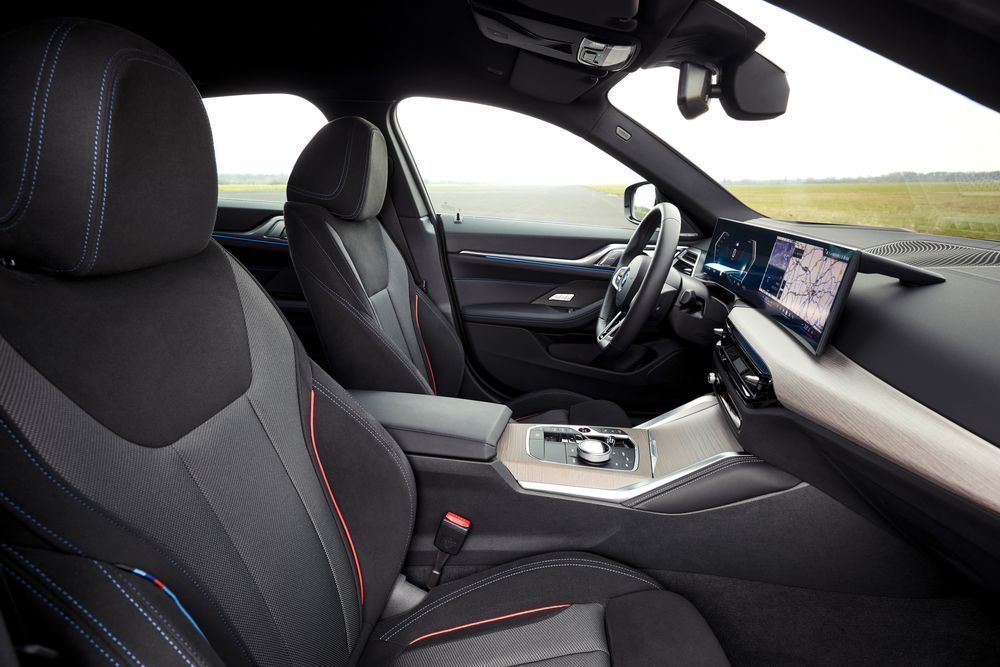 BMW i4 eDrive35