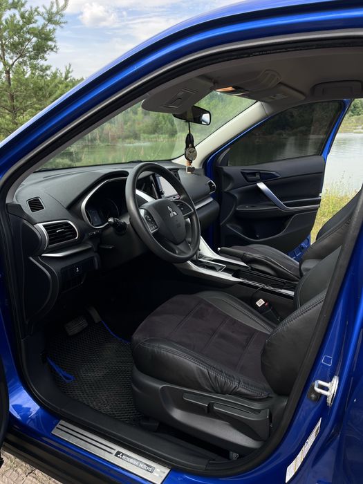 Автомобіль Mitsubishi Eclipse Cross