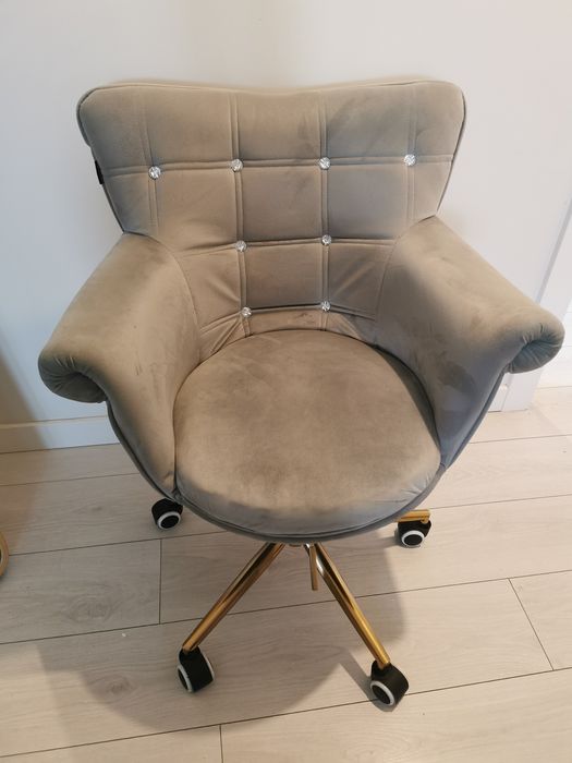 Piękny welurowy, obrotowy, regulowany fotel