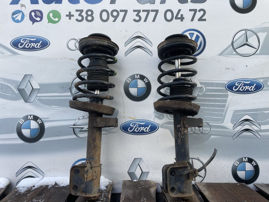 Передні амортизатори стойки Опель Омега Б