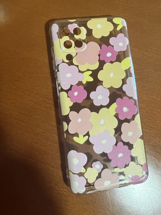 Vendo 4 capas de telemovel A12 samsung