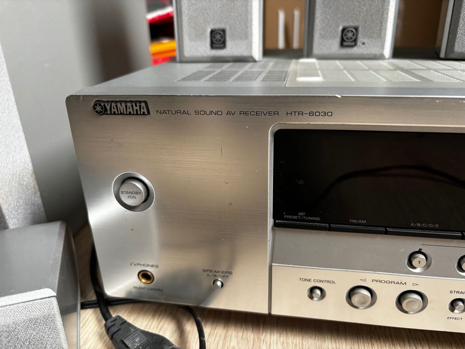 Amplituner Yamaha HTR-6030