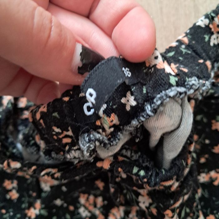 Krótkie spodenki firmy cropp rozm.S