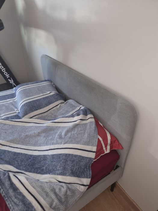 Cama de casal com colchão