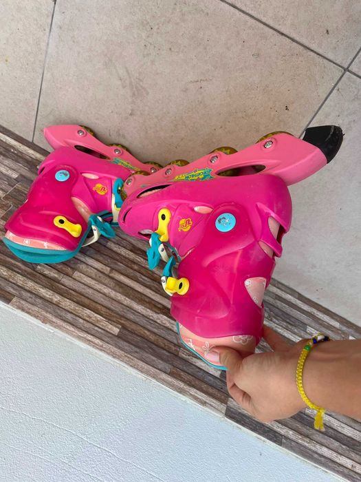 Patins em linha Decathlon n° 34 + equipamento criança