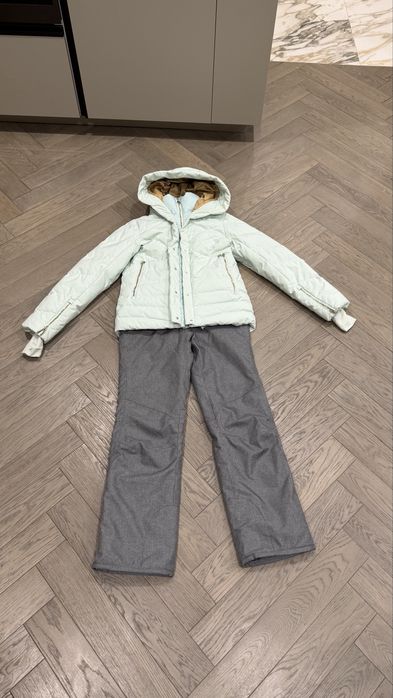 Гірськолижний костюм