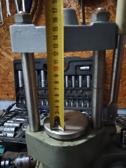 Продам пресс гидравлический  ювелирный  ссср