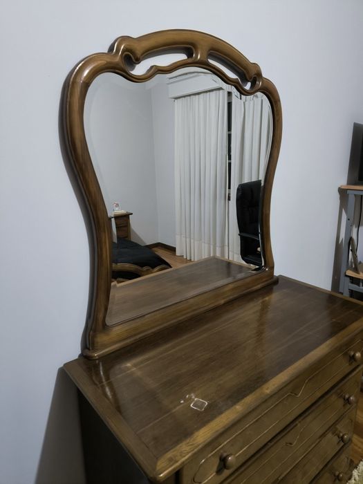 Mobília de quarto de casal em carvalho