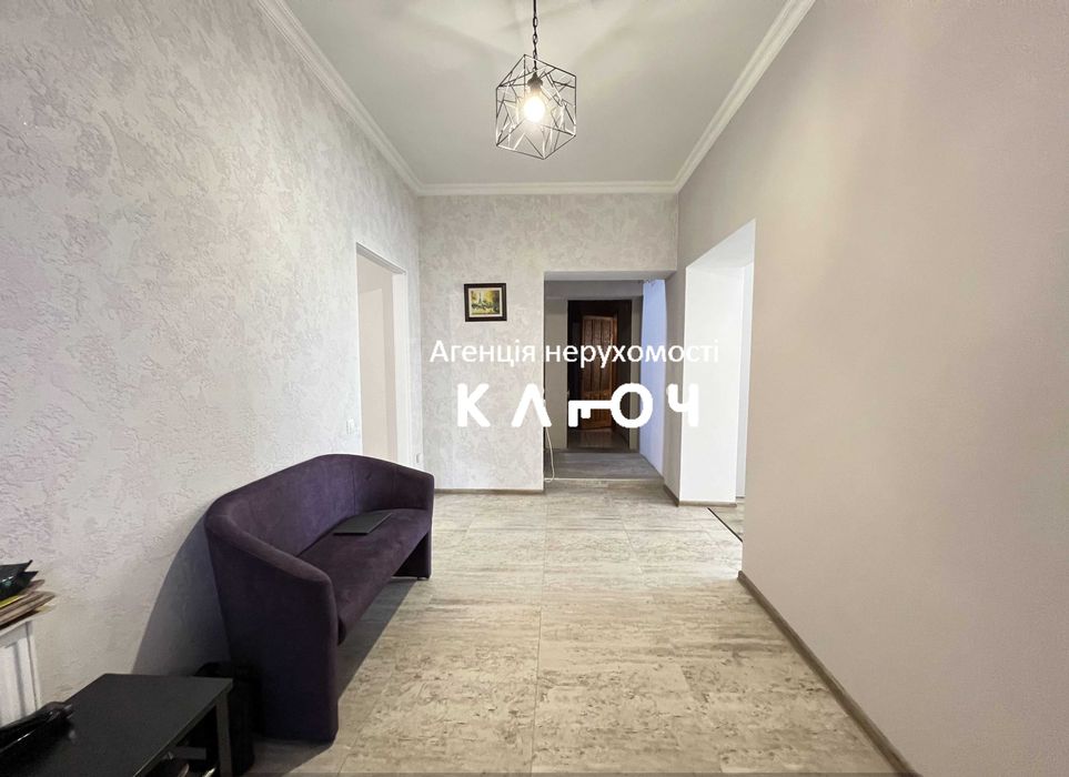 Продаж гарного будинку в чудовому місці!