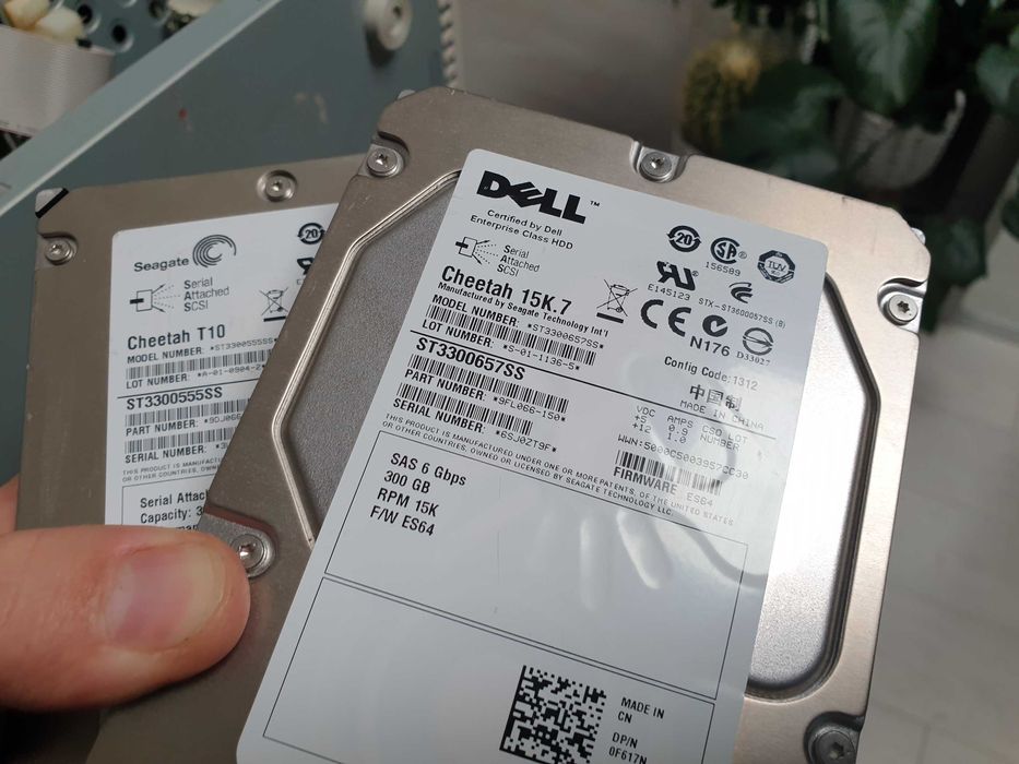 2 dyski scsi sas 2x300gb serwerowe RPM 15K dysk HDD 300Gb Cheetah