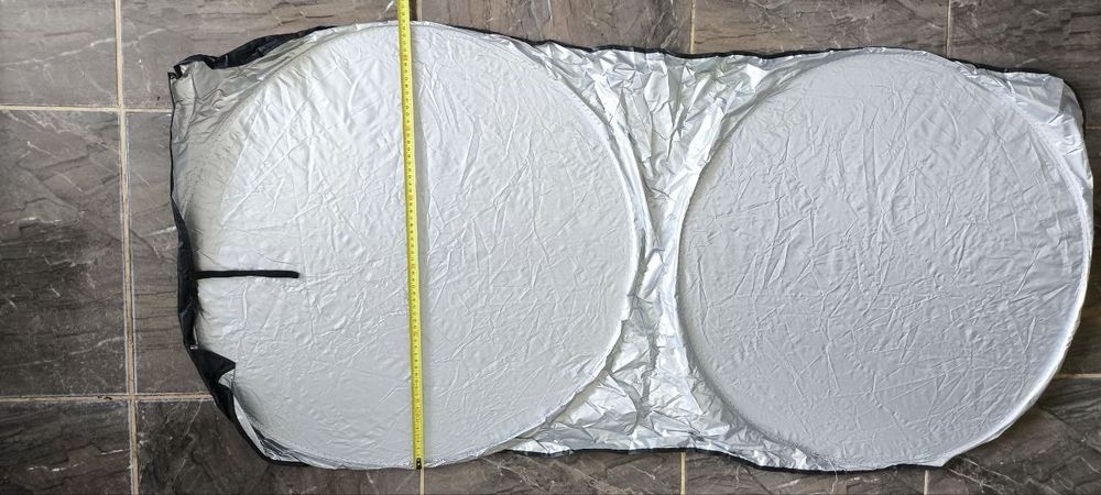 Захист від сонця на лобове.