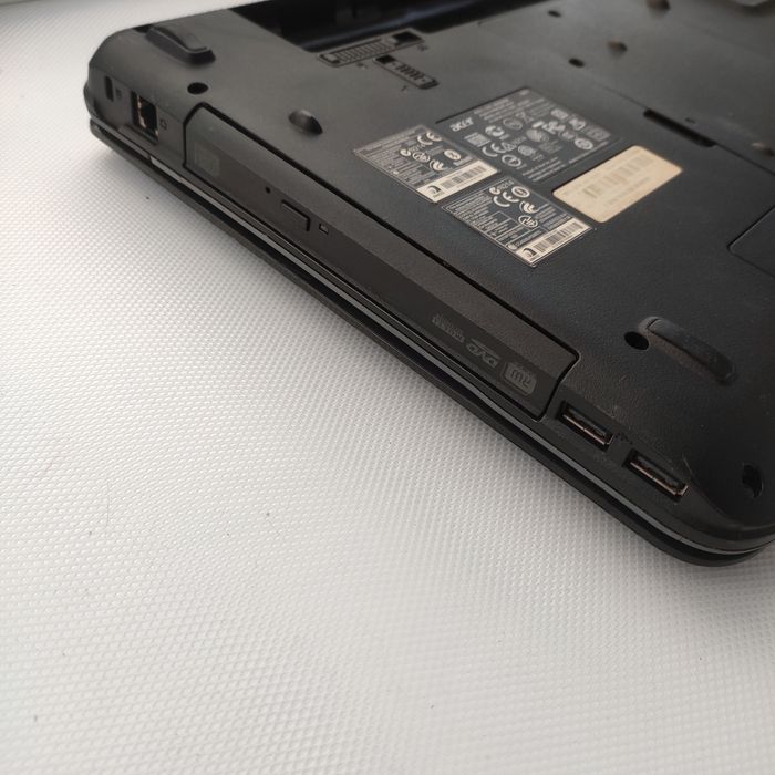 Acer aspire 5740g 433G50Mn не включается