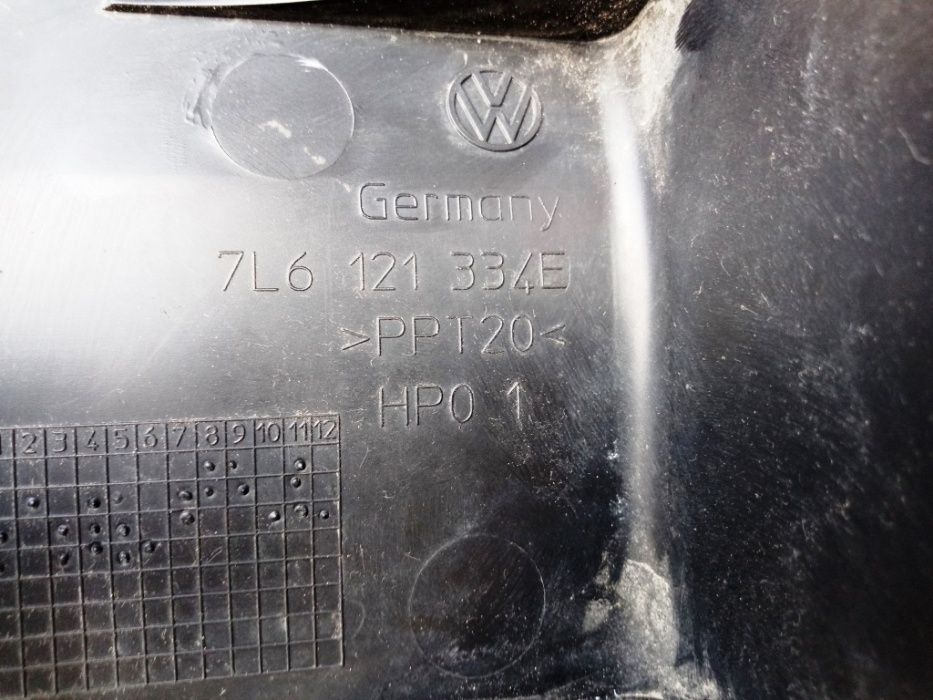 Воздуховод радиатора Volkswagen Touareg 7L6121333E 7L6121334E