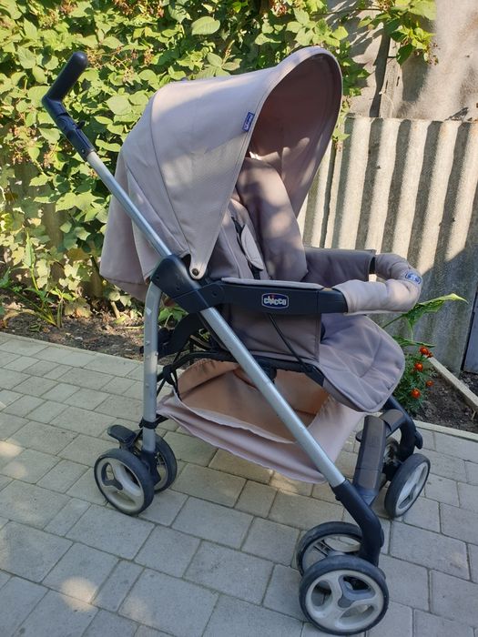 Каляска chicco trio sprint