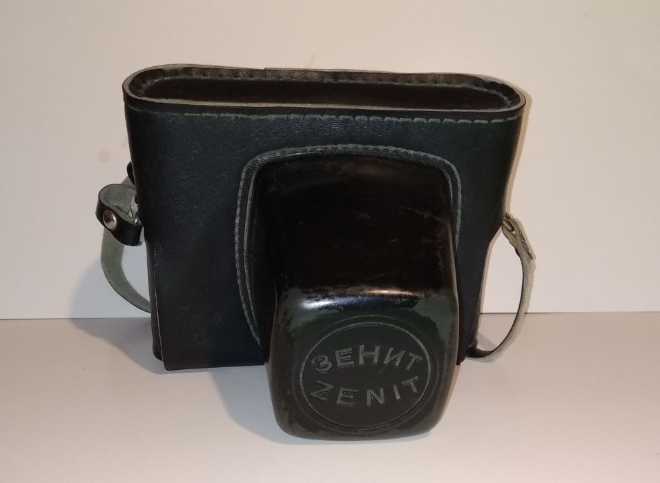Zenit E Зенит Е фотоаппарат объектив Индустар-61Л/3-МС и Гелиос 44-2
