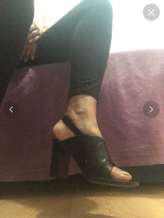 Sandália cor preta
