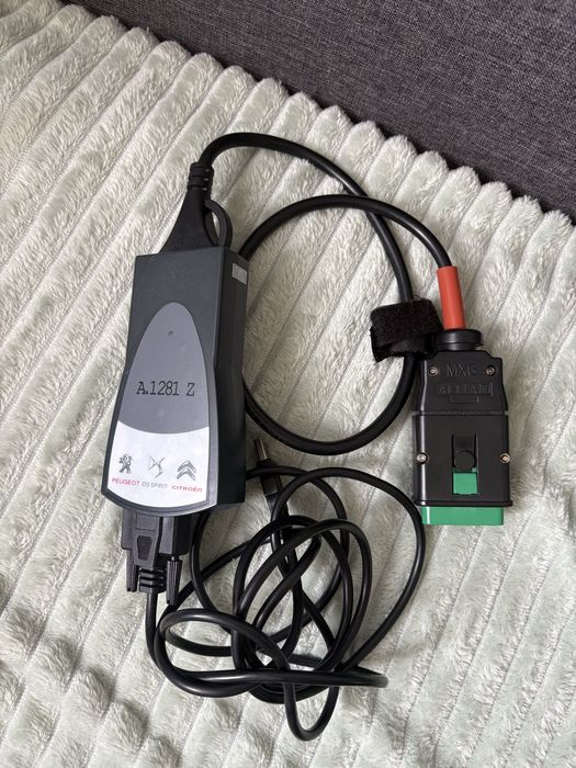 kabel diagnostyczny Peugeot/Citroen z laptopem MSI U270+ program