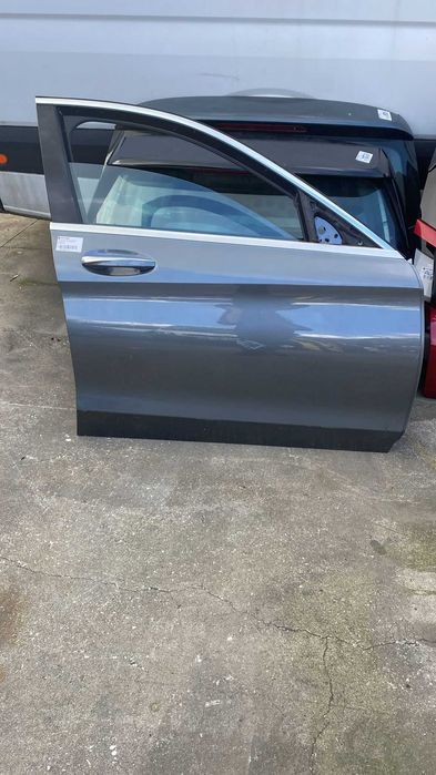 Porta Frente Direita Mercedes W205 do ano 2013